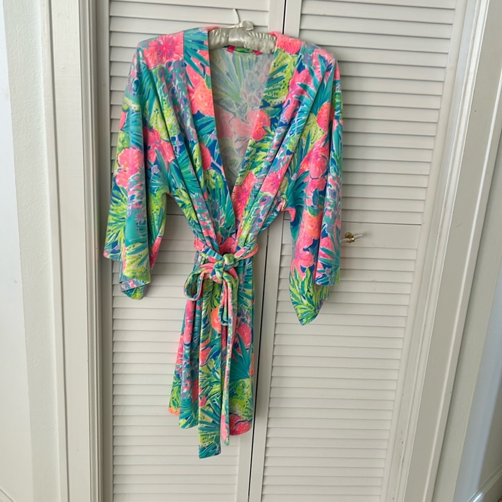 Lily Pulitzer robe